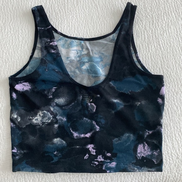 New Balance Running Tank - Picture 2 of 4